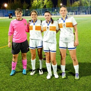 Jara, Jimena, Paula y Luna entrenan con la Selección Sub-16 de Aragón