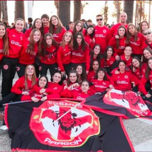 El Cosmos Aragón brilla en el desfile inaugural de la Costa Dourada Cup en Salou
